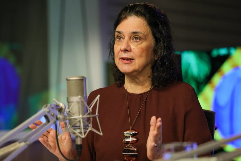 ad382a66-4a62-47e0-81d2-3c2a2d47830d